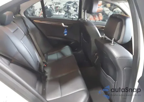 2013 Mercedes-Benz C 300 Luxury 4Matic/Sport 4Matic from USA, damaged, VIN WDDGF8AB3DA859410